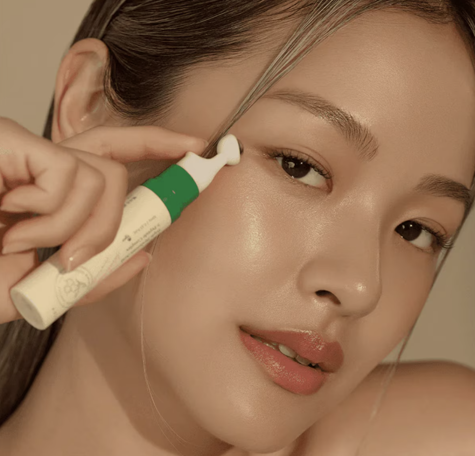 AXIS-Y Vegan Collagen Eye Serum — Kolajen ve Nem Desteği Sağlayan Vegan Göz Çevresi Serumu 10ml